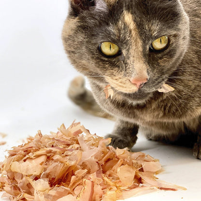 Earthly Cat Sushi Bonito Flakes Classic Cut Tuna Cat Treats